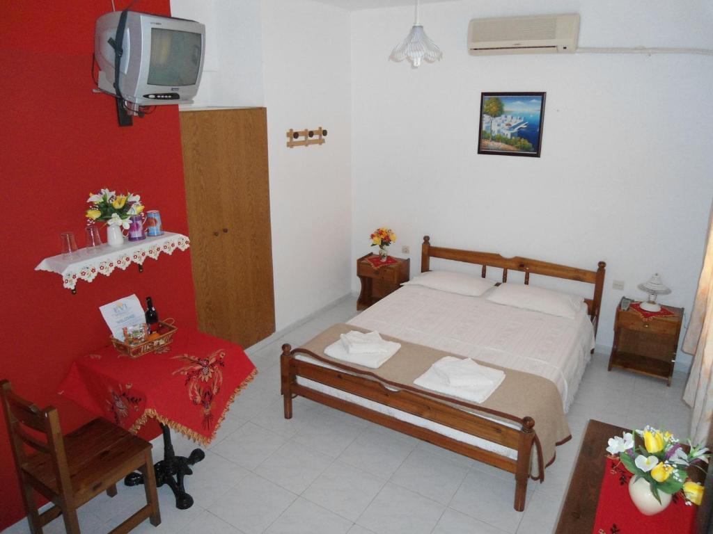 Evi Apartments And Studios Theologos  Ruang foto