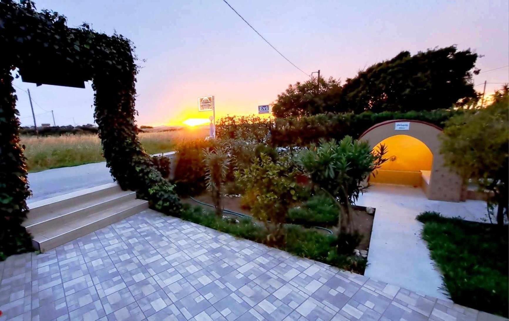 Evi Apartments And Studios Theologos  Bagian luar foto