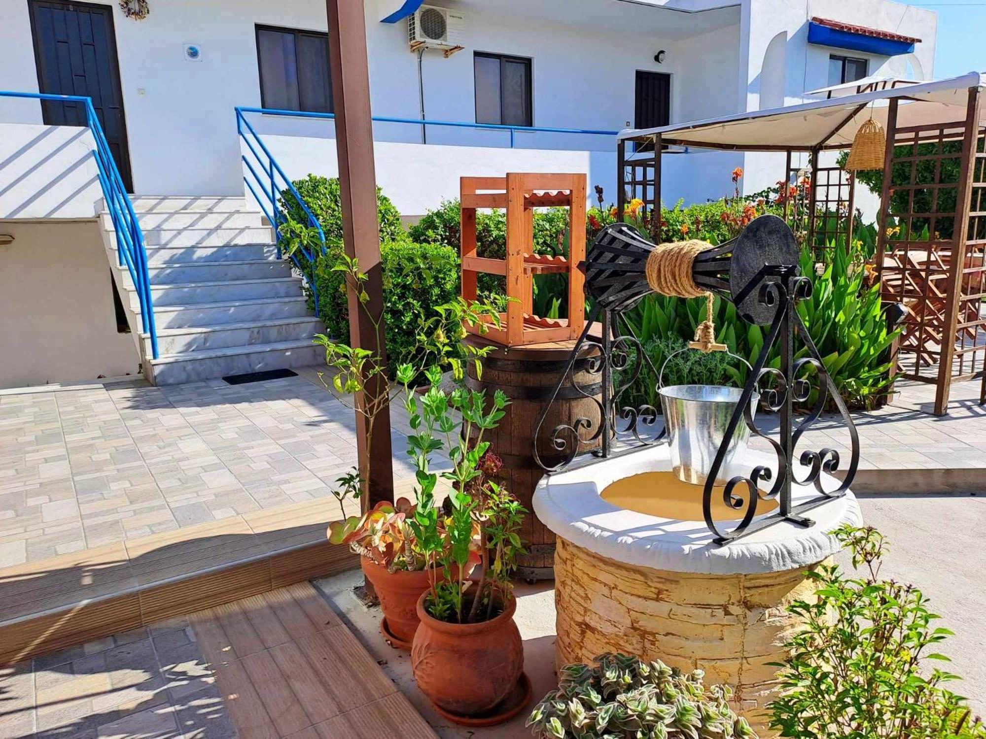 Evi Apartments And Studios Theologos  Bagian luar foto