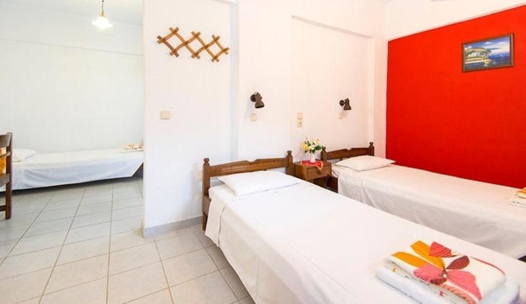 Evi Apartments And Studios Theologos  Ruang foto