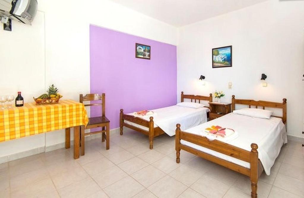 Evi Apartments And Studios Theologos  Ruang foto