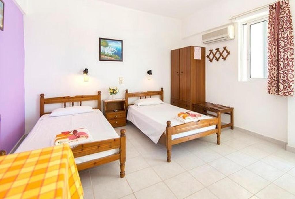 Evi Apartments And Studios Theologos  Ruang foto
