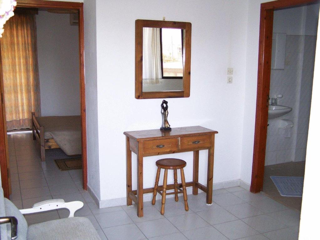 Evi Apartments And Studios Theologos  Ruang foto
